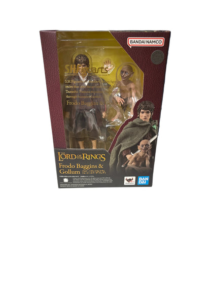 S.H.Figuarts TLOTR Frodo Baggins and Gollum