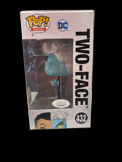 Funko Batman The Animated Series Two Face 432 Signed by Richard Moll